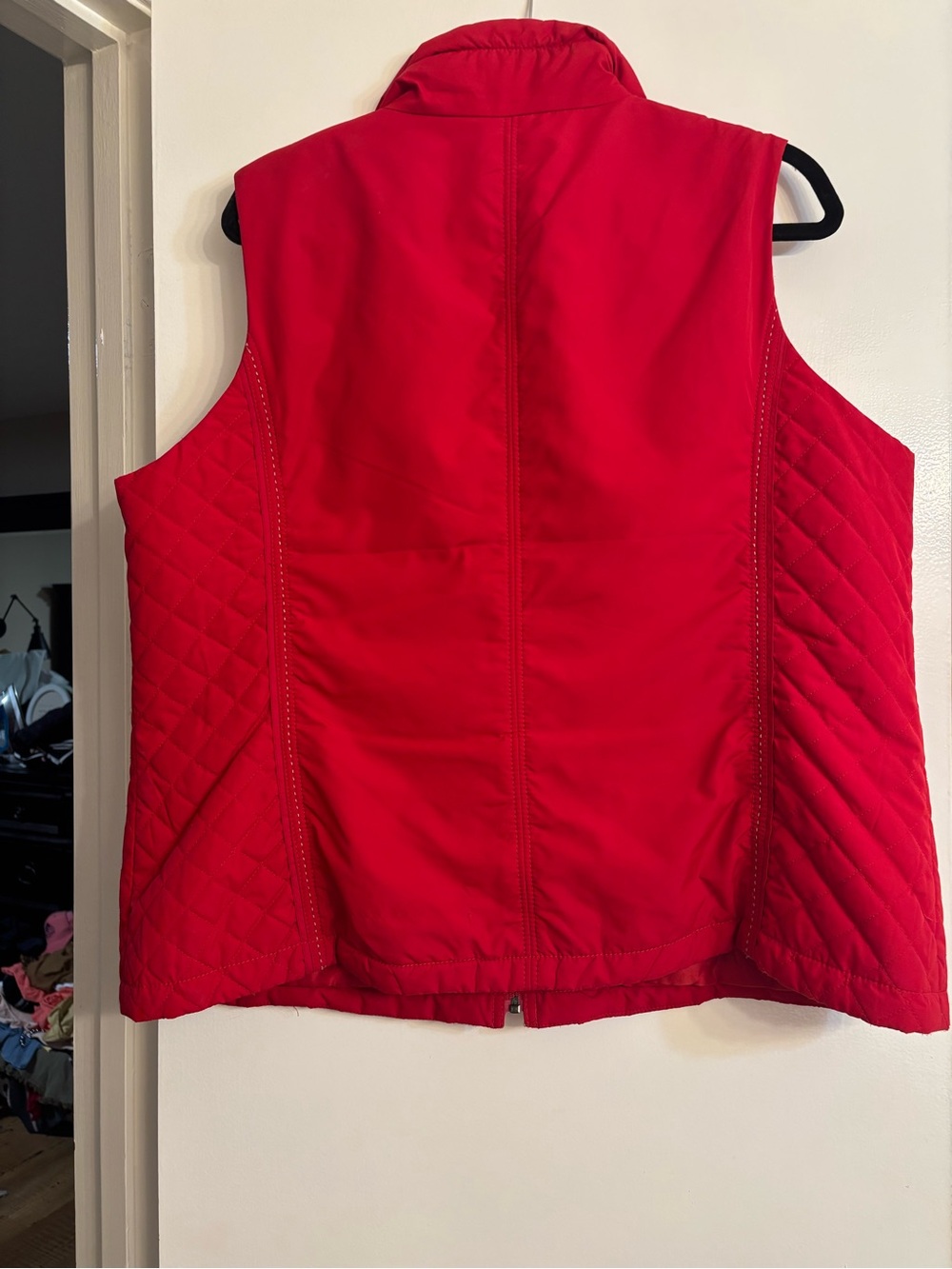 Coldwater Creek Women's Bright Red Quilted Zip Vest - Picture 3 of 7